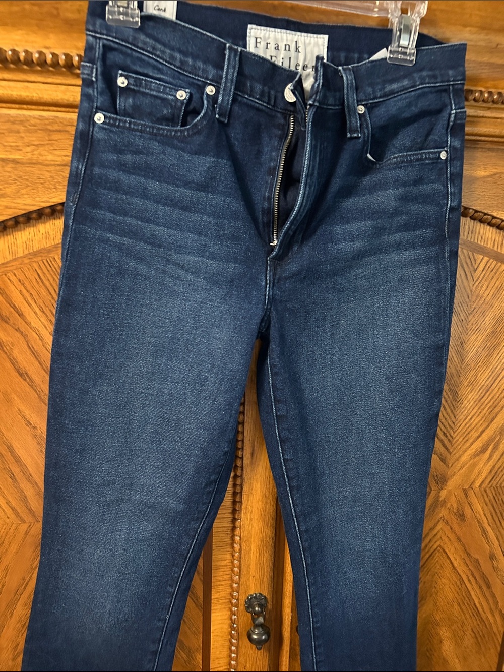 Frank & Eileen Dark Indigo Cork Jeans Size 27. EUC. Straight fit.